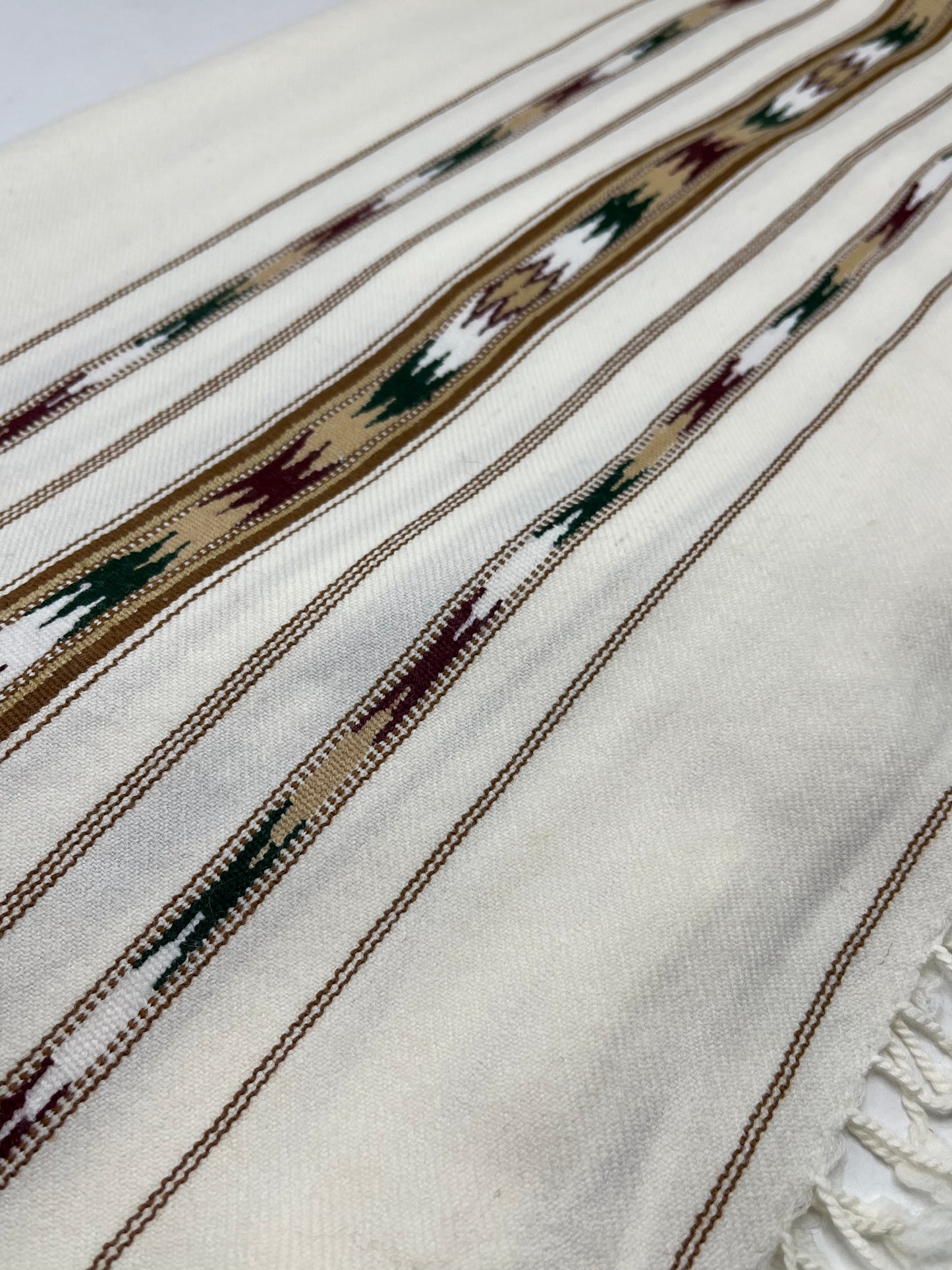 Fine Pashmina (WHITE 72 COUNT)